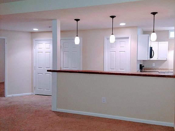 3rd image of 44018 Bellflower Way #B