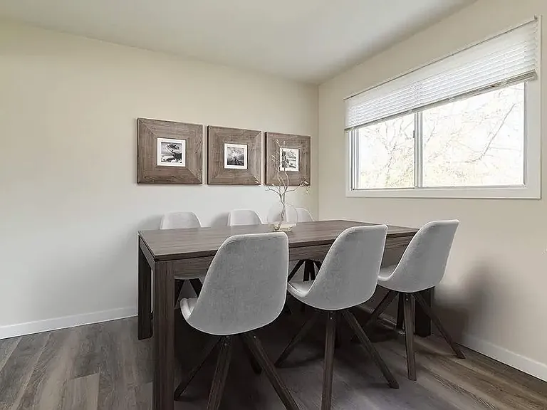3901 54a St #3901C — Photo 2