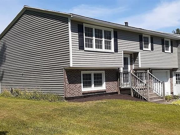 2nd image of 935 Bunker Hill Dr