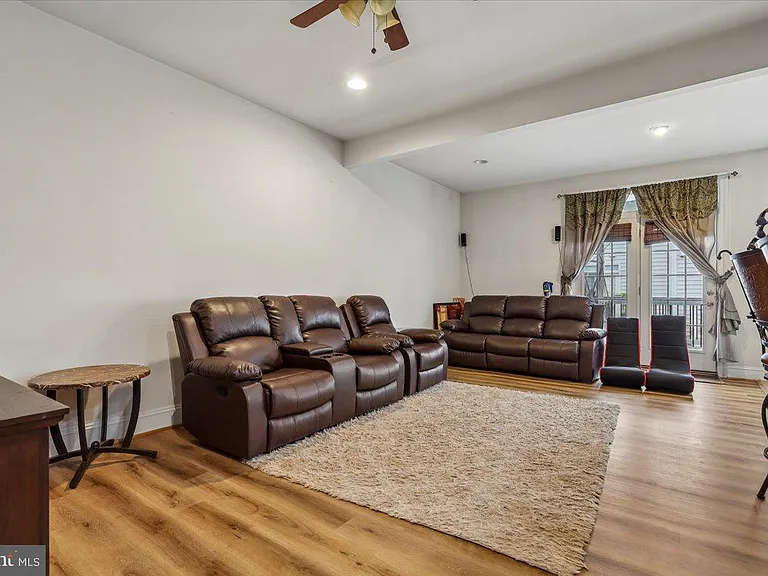 25128 Deerhurst Ter — Photo 5