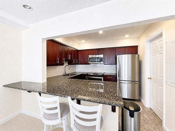 4th image of 59 Brainerd Rd APT 604