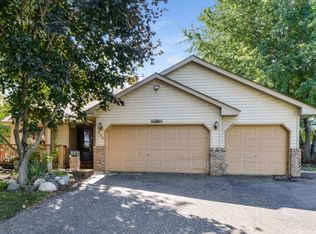 486 Forsham Lake Dr, Lino Lakes, MN 55014
