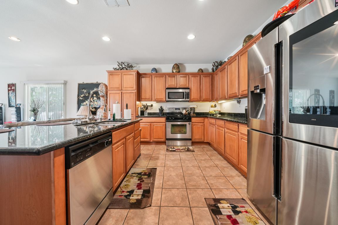 next background image