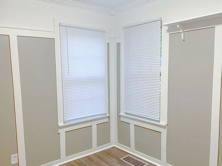 1514 W Walnut St — Photo 8
