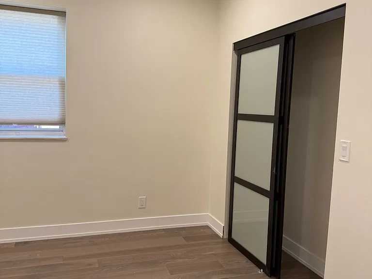 2327 Park Ave #2 — Photo 11