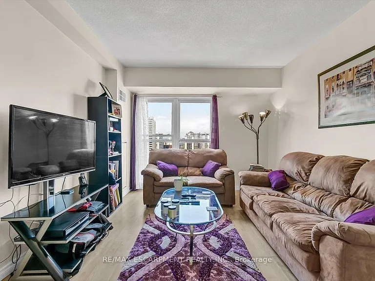 135 James St S #1503 — Photo 2