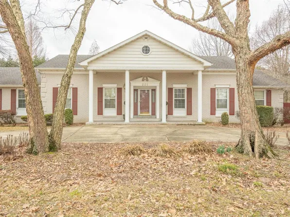 201 Goldbrier Dr, Sikeston, MO 63801