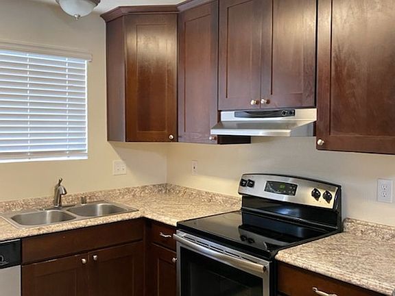 4th image of 1334 N 1st St #1