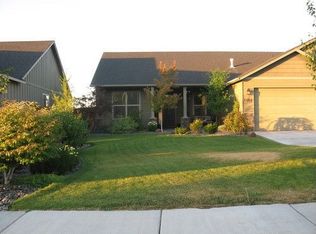 2564 NW 19th St, Redmond, OR 97756