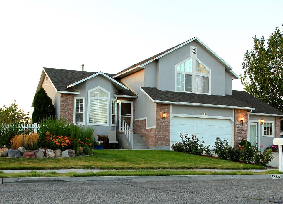 1st image of 1544 W Laurel Chase Cir