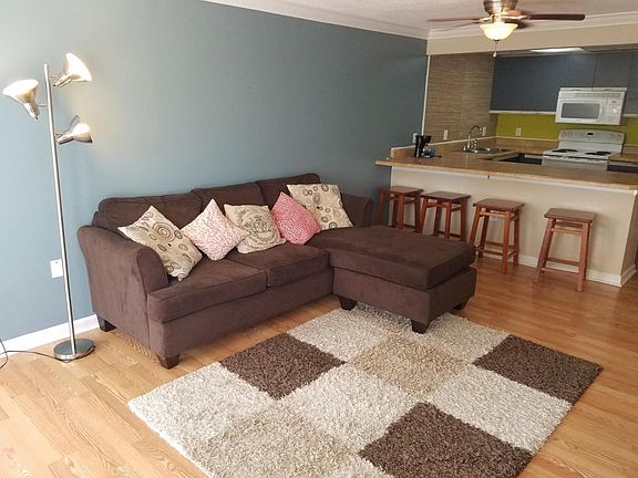 2nd image of 2749 Sullins St #B203