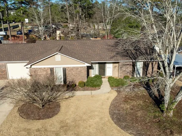 5766 Jamestown Dr, Columbus, GA 31909