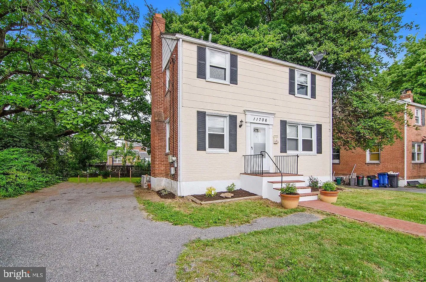 3 bed, 2.0 bath, 1488 sqft, $3,000 — Photo 3