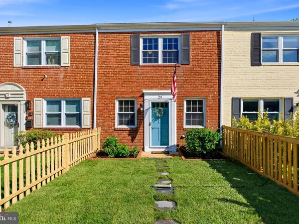 29 Mount Vernon Ave, Alexandria, VA 22301