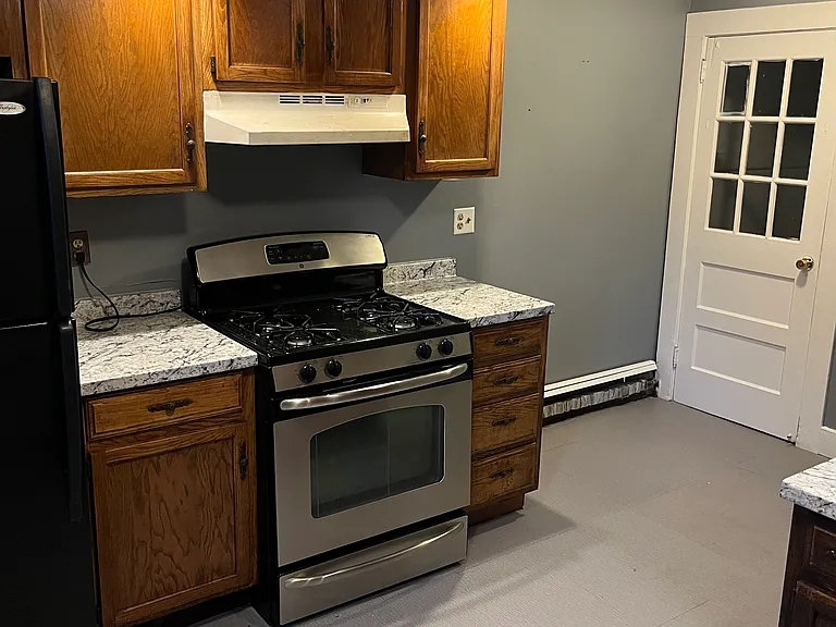 733 Boston Ave — Photo 1