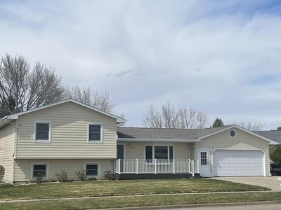 1113 N Harrison Ave, Pierre, SD, 57501