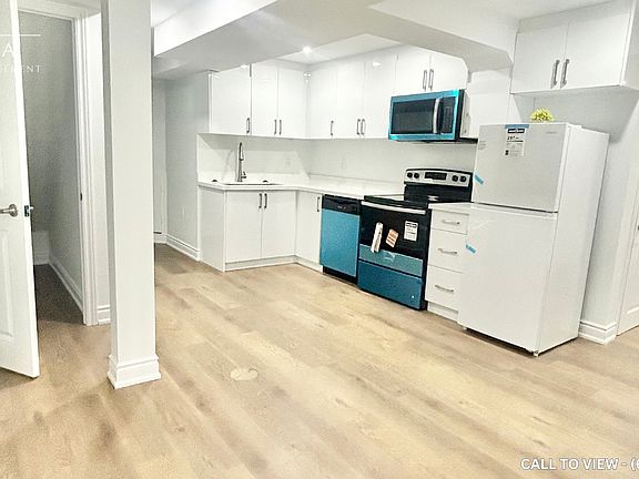 4th image of 71 Chamomile Dr #2