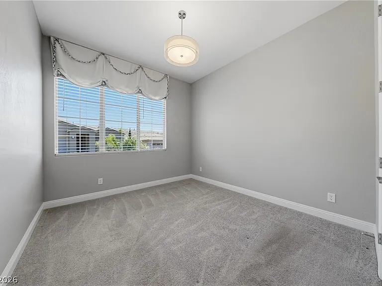 80 Strada Caruso — Photo 8