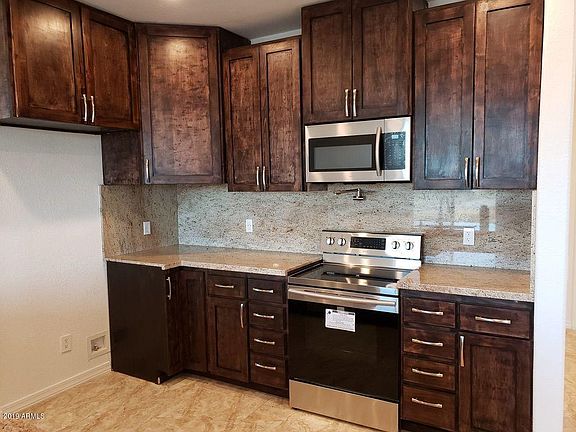 5th image of 42133 W Solano Dr