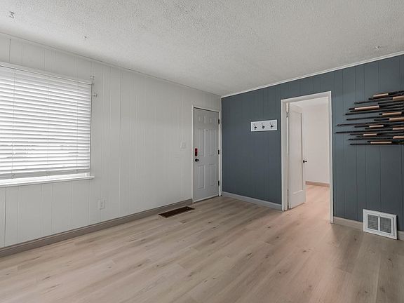 4th image of 727 E Crown Ave