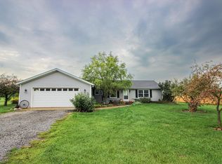 9210 N 600 E, Demotte, IN 46310