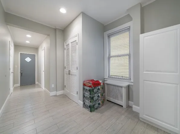 226-10 147th Avenue image 14 of 35