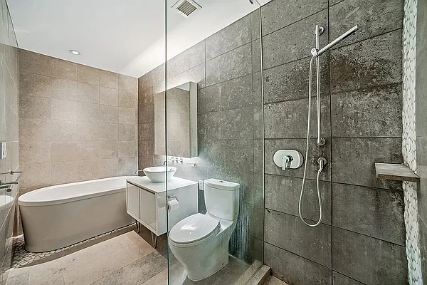 Rented by RELO REDAC INC. | media 12