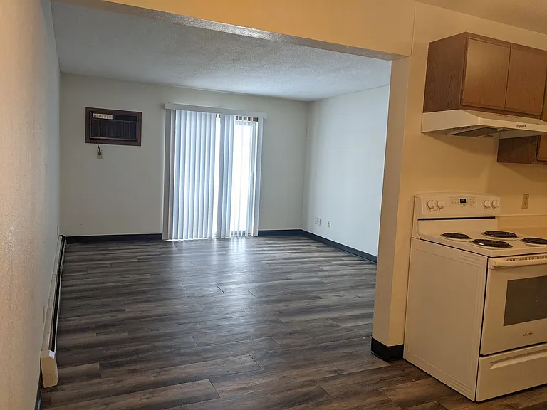 Landview Apartments — Photo 42