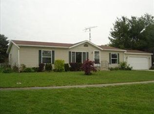 923 S Constantine St, Three Rivers, MI 49093