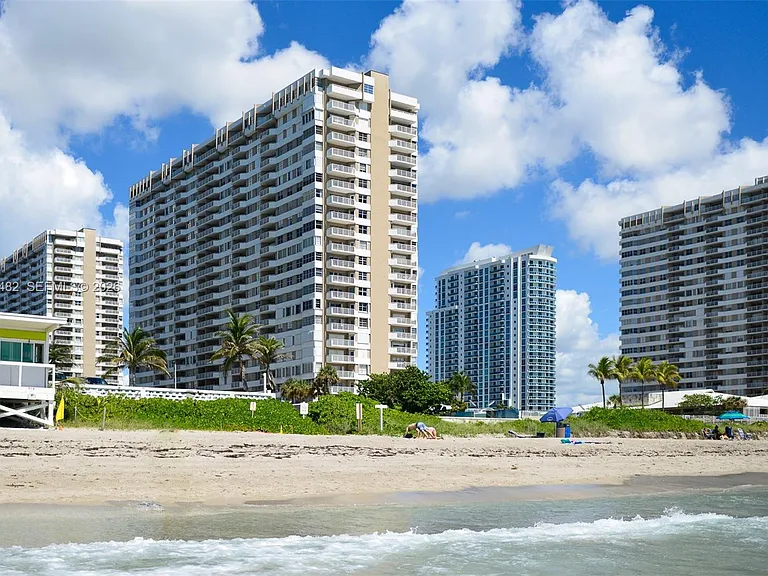 1980 S Ocean Dr #11K — Photo 31