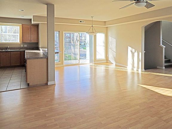2nd image of 10920 SW Briarwood Pl