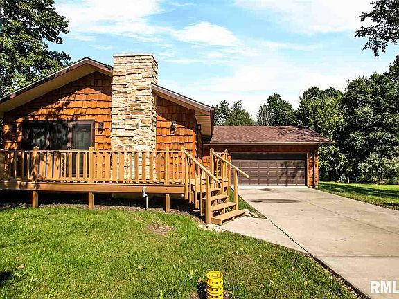 2nd image of 546 Summit Ct