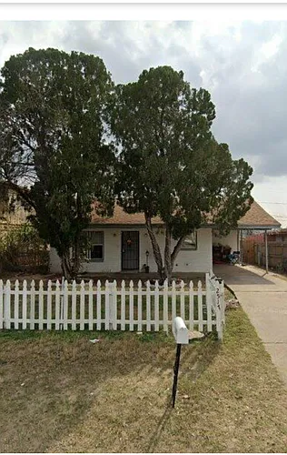 2517 Lindberg Ave Photo 1