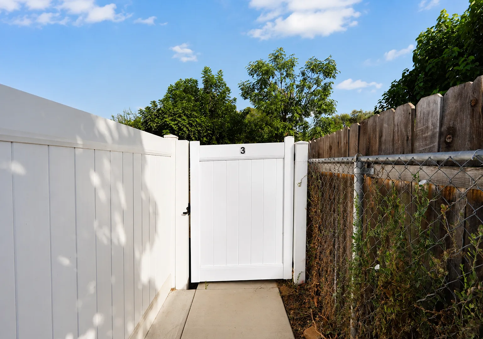 5822 Virginia Place — Photo 3