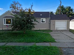 1123 Adams Ave, Eveleth, MN 55734