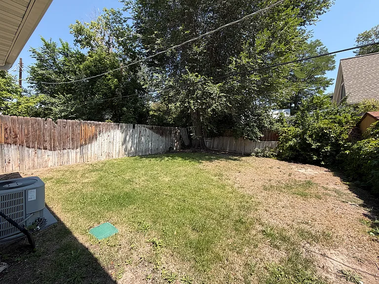 1139 S McClelland St — Photo 10