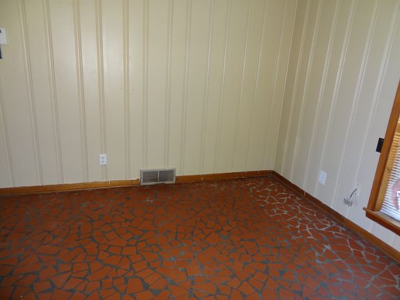 4th image of 1855 Dorrie Ln