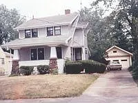 439 N Bon Air Ave photo 1