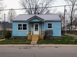318 W 6th St, Rochester, IN 46975