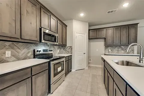 4519 Oriole Dr — Photo 9