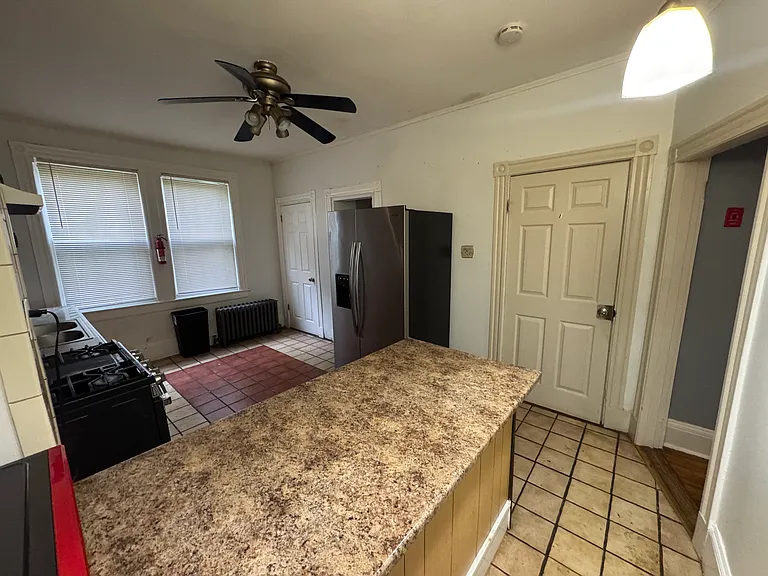 88 Bernard St #RM — Photo 3