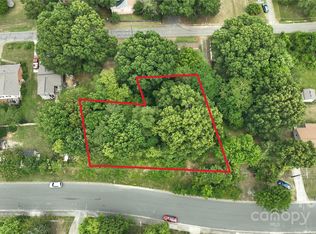 Ross St, Burlington, NC 27217