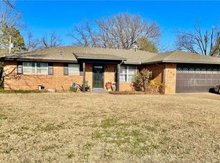 609 Sunset Dr, Frederick, OK 73542
