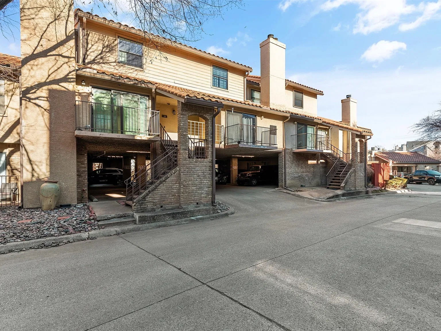 4777 Cedar Springs Rd — Photo 2