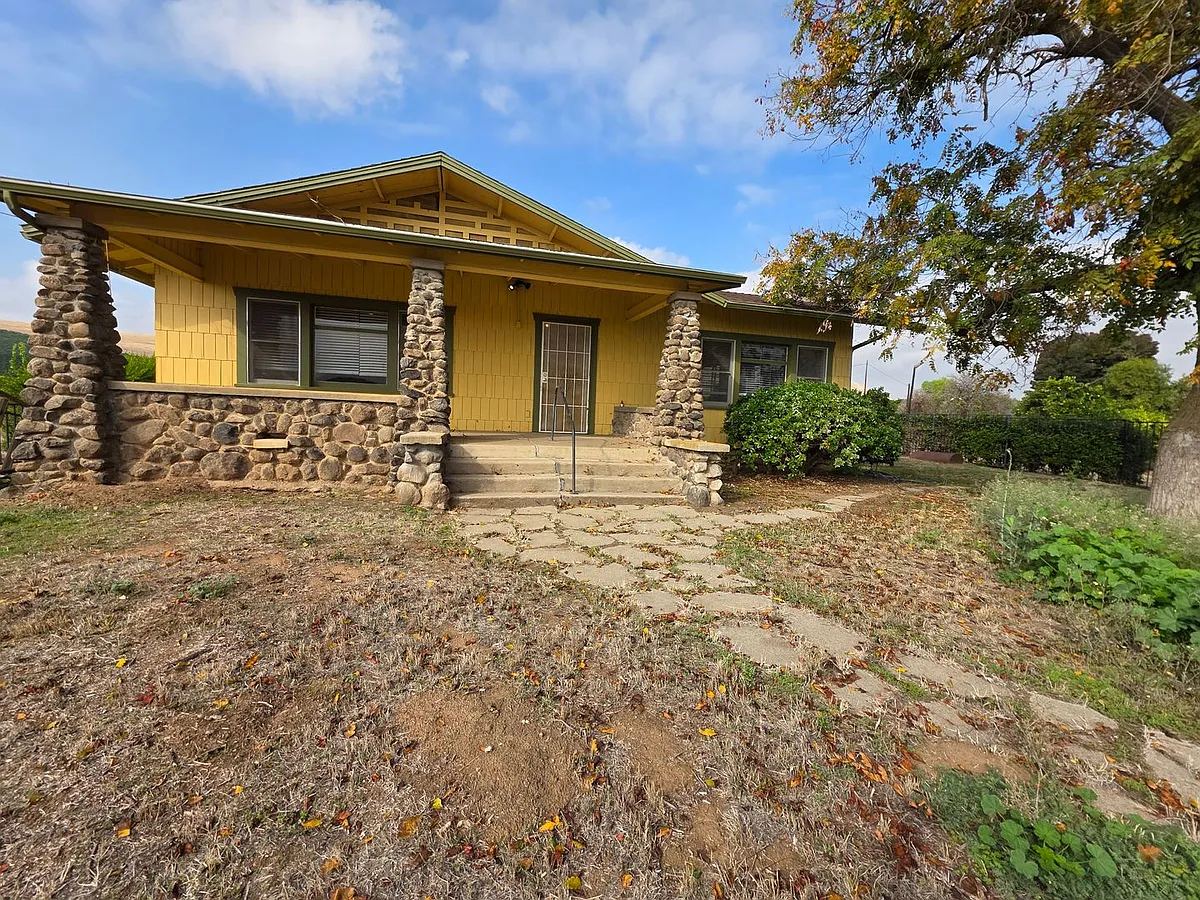 Building Photo - 35793 Millwood Dr