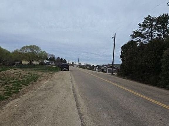 4th image of 26837 Wagner Rd
