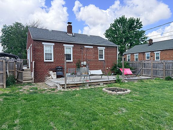 2nd image of 450 Kessler Blvd