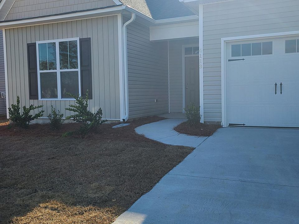 1st image of 4113 Pegasus Pkwy #4113