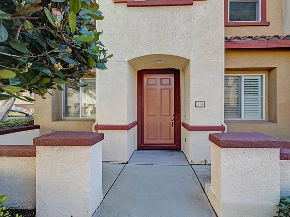3rd image of 2185 Caminito Rinaldo Unit 118