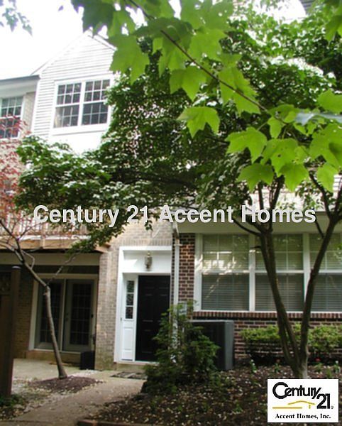 1st image of 11756 Rockaway Ln #75